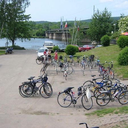 Gaestezimmer Auf Dem Campingplatz Konz Bagian luar foto